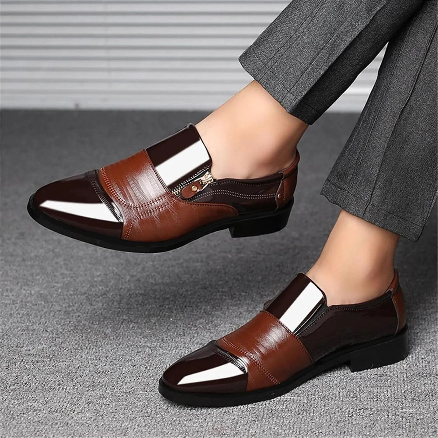 Mens Classic Leather Shoes Classical Style Men's Breathable Hollow Business Casual Pointed Shoes Leather Cap